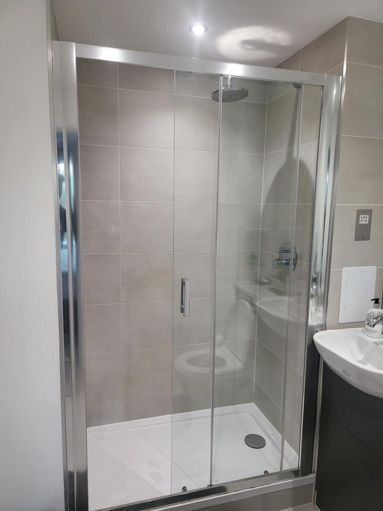 Kayz Lodge- Luxury Ensuite-Private & Shared Accommodation In A New House At The Olympic Village Overlooking Stratford Westfield And Tube Station Londres Habitación foto